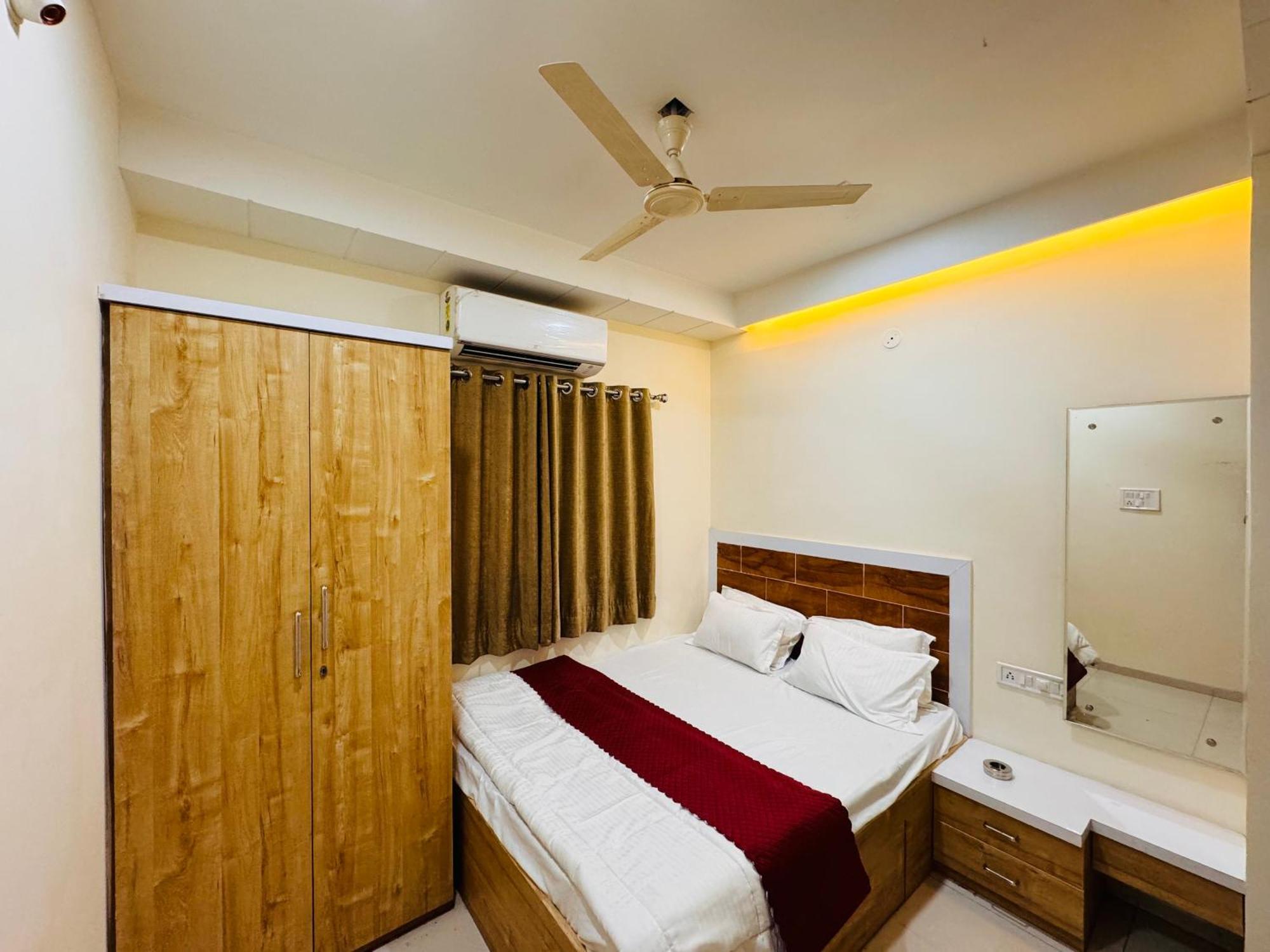 Home Escape 1Bhk Apartment Near Bombay Hospital Ιντόρ Εξωτερικό φωτογραφία