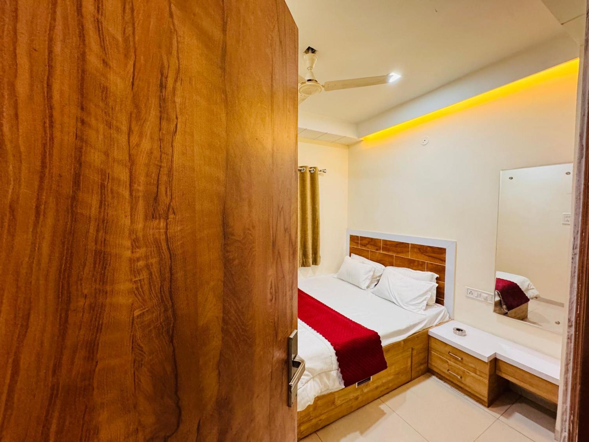 Home Escape 1Bhk Apartment Near Bombay Hospital Ιντόρ Εξωτερικό φωτογραφία