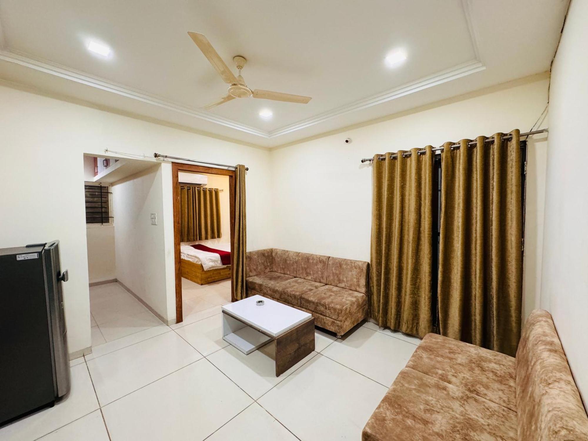 Home Escape 1Bhk Apartment Near Bombay Hospital Ιντόρ Εξωτερικό φωτογραφία
